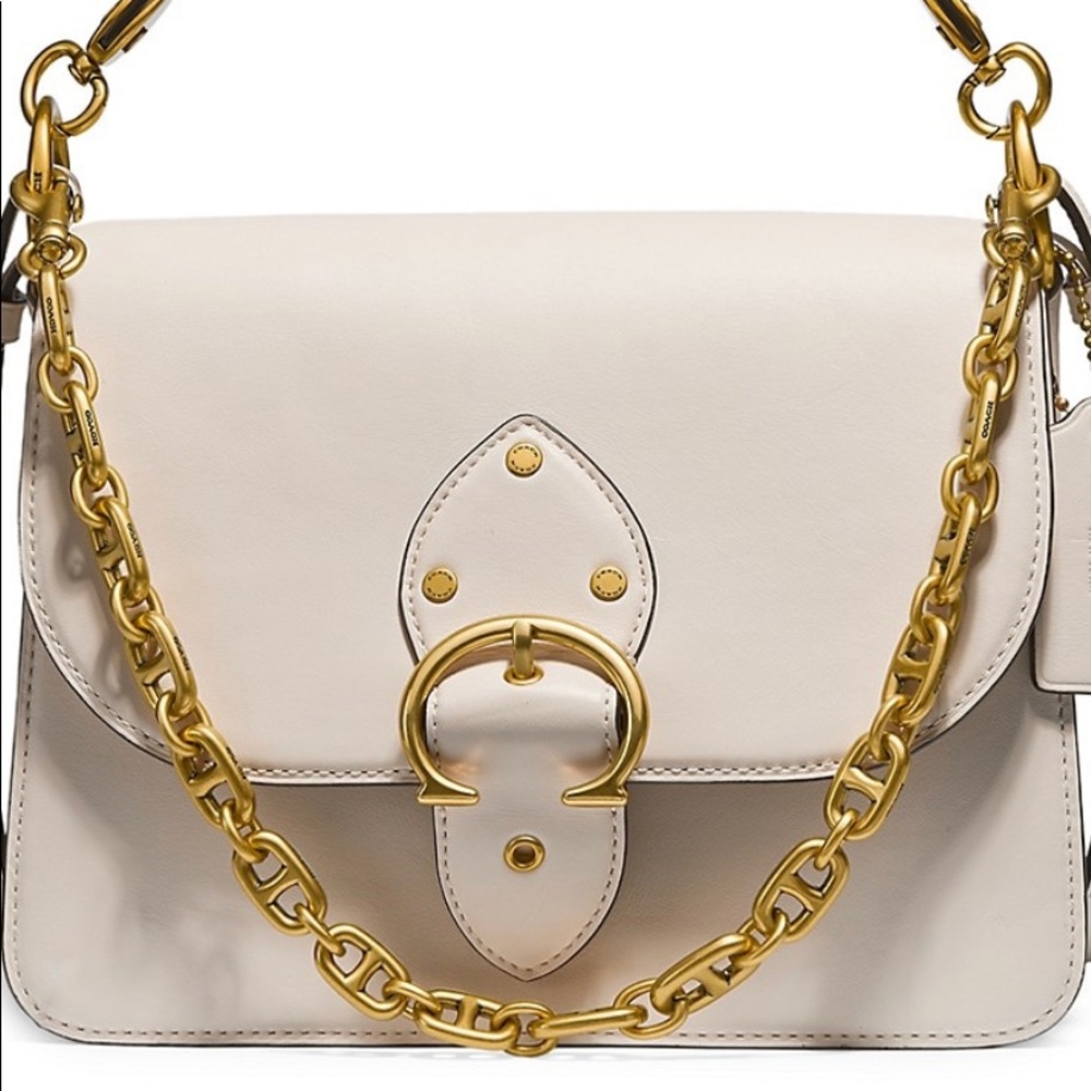 COACH
Beat Leather Shoulder Bag